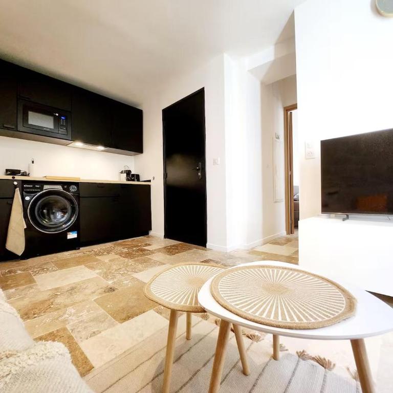 Le Borello Bleu - Joli T2 dans le Vieil Antibes - Apartment mit 1 Schlafzimmer - 5