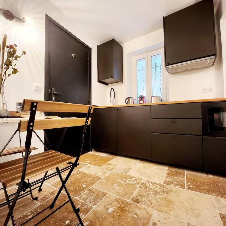 Le Bardos Provençal - T2 Proche de la Plage - Appartamento con 1 Camera da Letto - 4