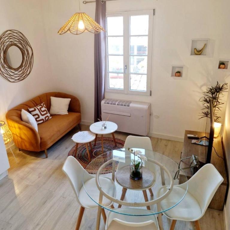 Le Dambra - dans le vieil antibes - Appartement 2 Chambres - 3