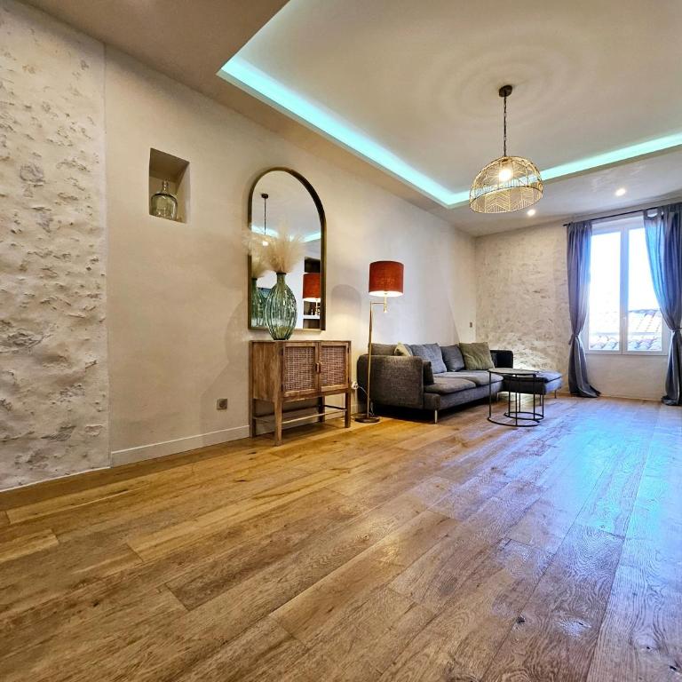 La Fourmilière - dans le Vieil Antibes - Maison 2 Chambres - 23