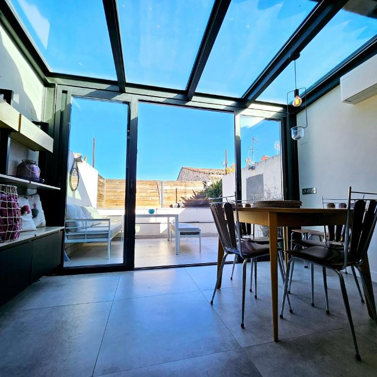 La Fourmilière - dans le Vieil Antibes - Maison 2 Chambres - 24