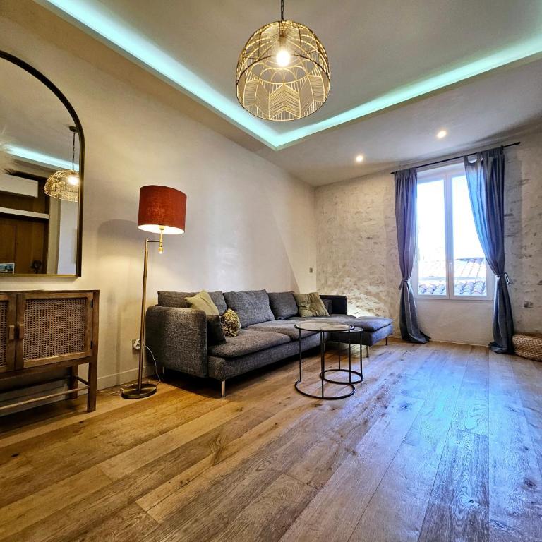 La Fourmilière - dans le Vieil Antibes - Maison 2 Chambres - 27