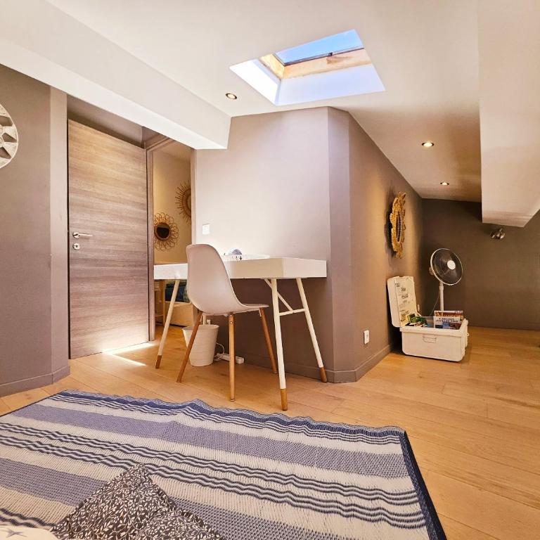 Le Delmas Riviera - Duplex dans Vieil Antibes - Appartement 2 Chambres - 13