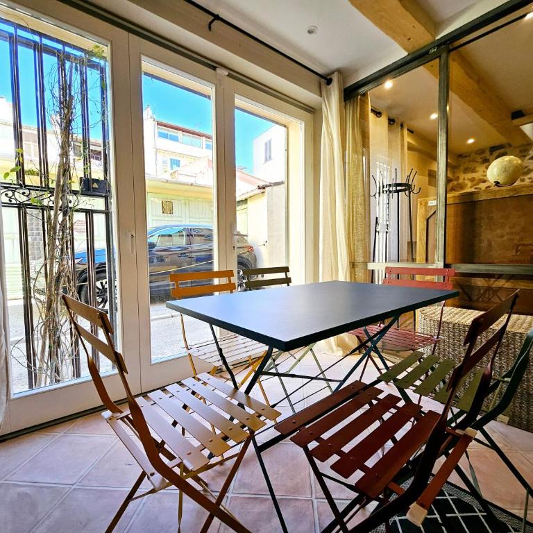 Le Dotec Méditerranéen - Triplex dans le Vieil Antibes - Appartement 3 Chambres - 6