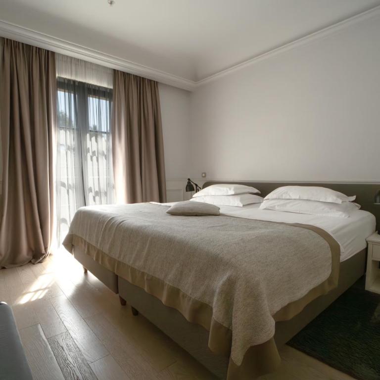 Hotel Majestic - Dvokrevetna Soba sa Bračnim Krevetom/Zasebnim Krevetima i Pogledom na More - 3