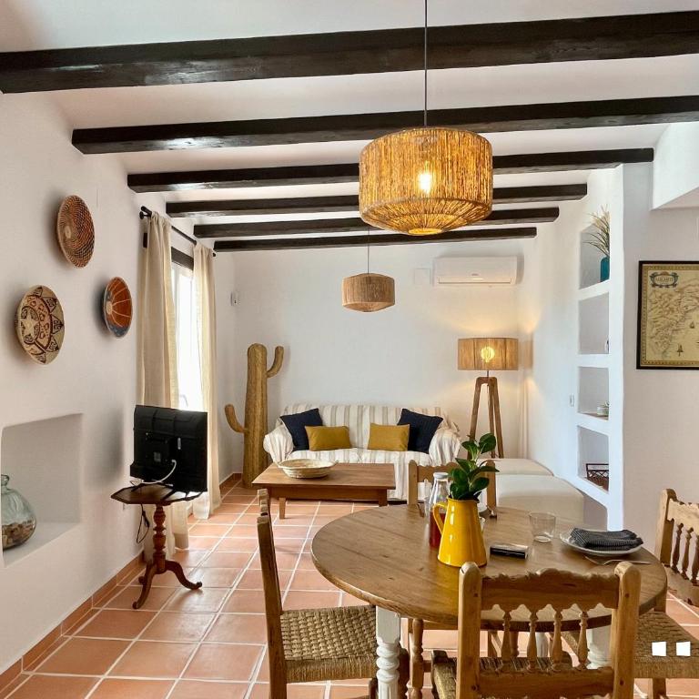 VH Costablanca - APARTAMENTO DEL PUERTO - Two-Bedroom Apartment with Sea View - 13