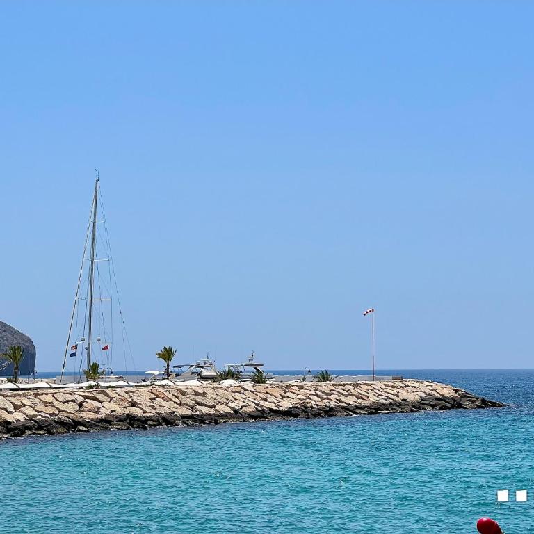 VH Costablanca - APARTAMENTO DEL PUERTO - Two-Bedroom Apartment with Sea View - 55