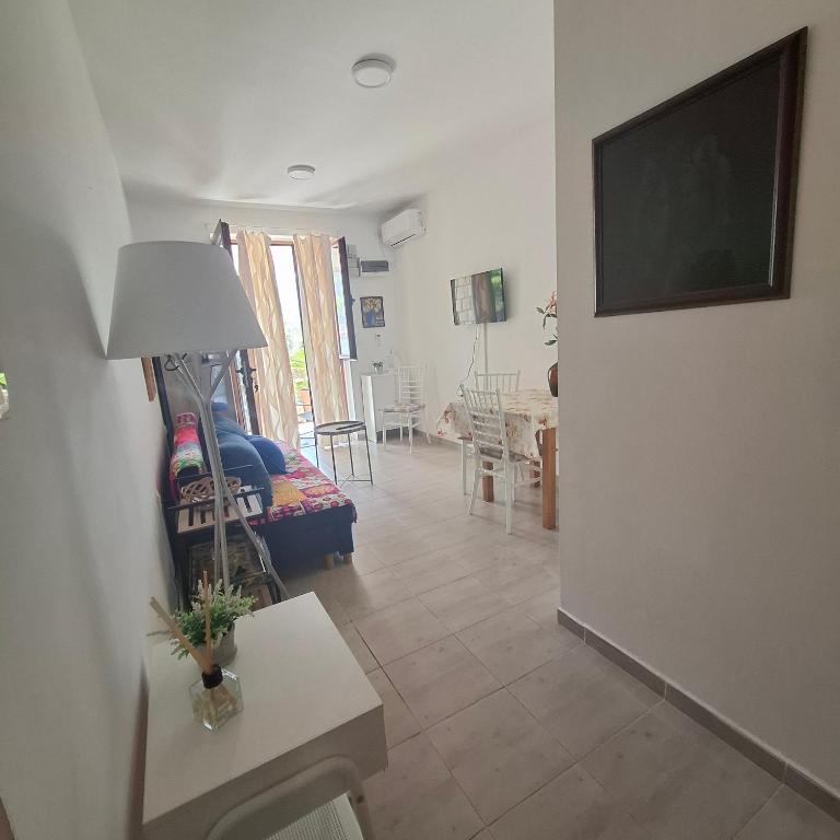 Kadena Apartments - One-Bedroom Apartment - Sea Side - 9