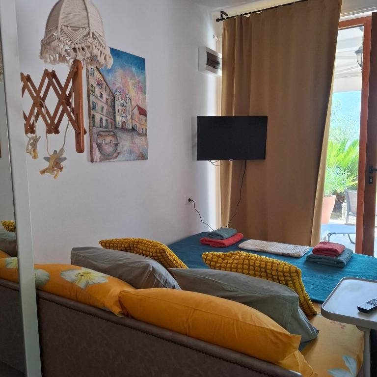 Kadena Apartments - Studio with Sea View - 10