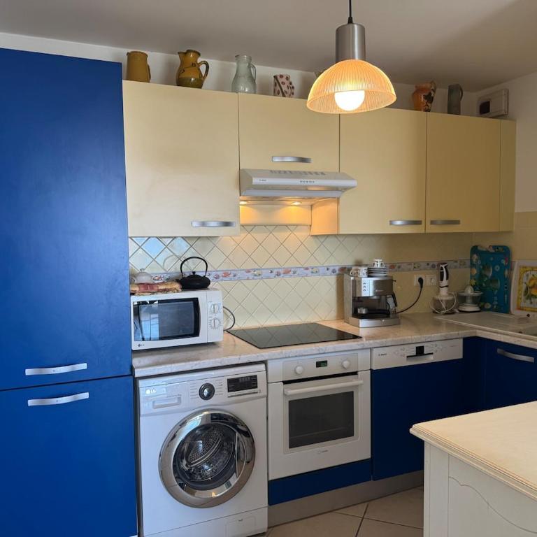 Les Ondines in Sète - Two-Bedroom Apartment - 6