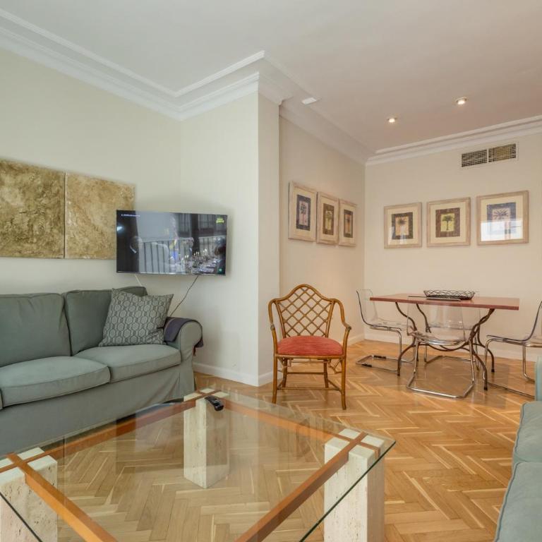 Rey Alfonso Apartamento con Garaje, 6 pax - Apartamento de 3 dormitorios - 4