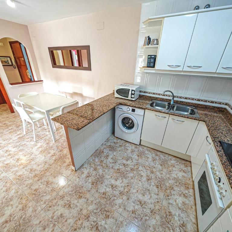LITORAL COSTA DORADA - LIVING PARK Only families - Apartamento de 2 dormitorios - 18
