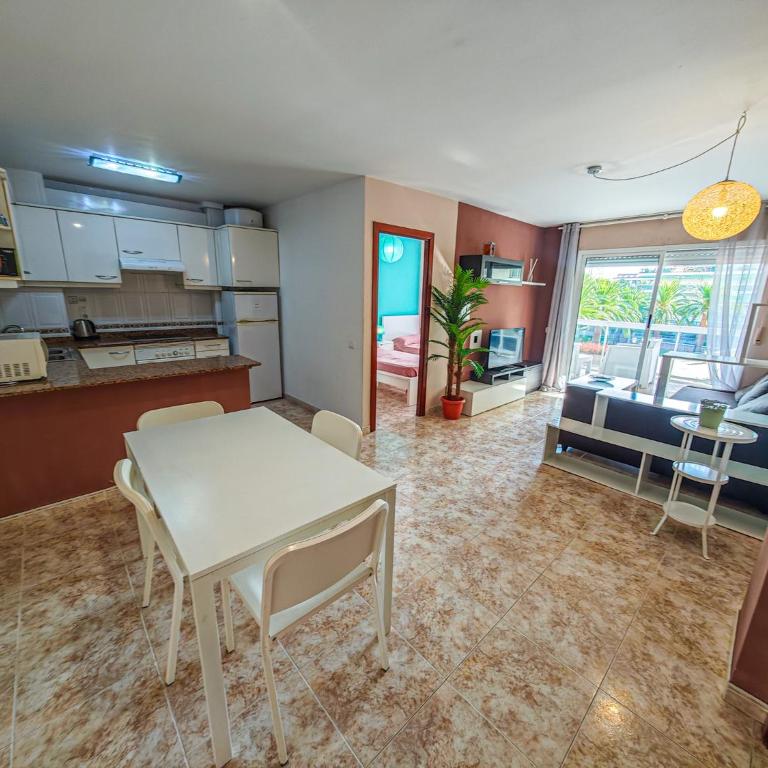 LITORAL COSTA DORADA - LIVING PARK Only families - Apartamento de 2 dormitorios - 11