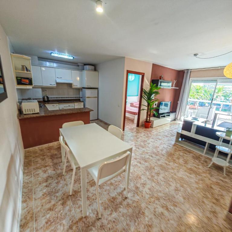 LITORAL COSTA DORADA - LIVING PARK Only families - Apartamento de 2 dormitorios - 17