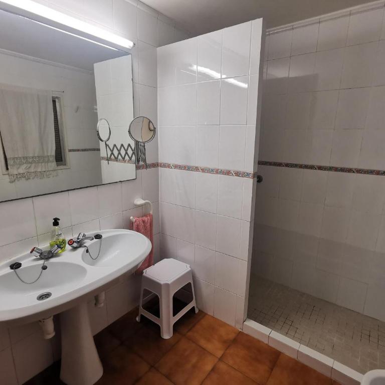 Casa espaciosa de 10 pers. con terraza, cerca de la playa y área de entretenimiento en Llançà - ES-89-138 - Vacation Home - 22