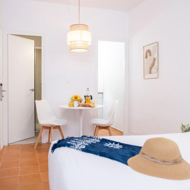 RVApartaments Escala Brava - Estudio con vistas al jardín - 2