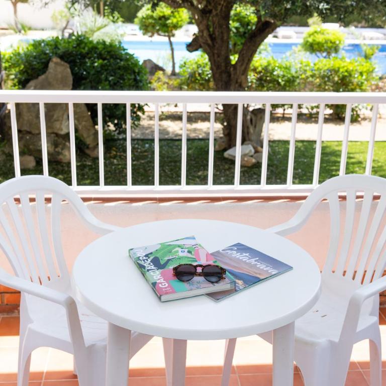 RVApartaments Escala Brava - Estudio con vistas al jardín - 10