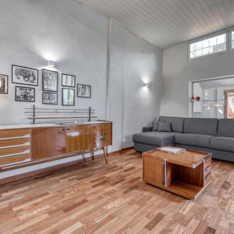 Santo Stefano Loft con Terrazzo - One-Bedroom Apartment - 22