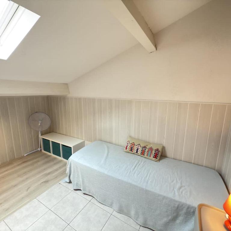 Petite maison avec jardin & piscine partagee - Maison de Vacances - 7