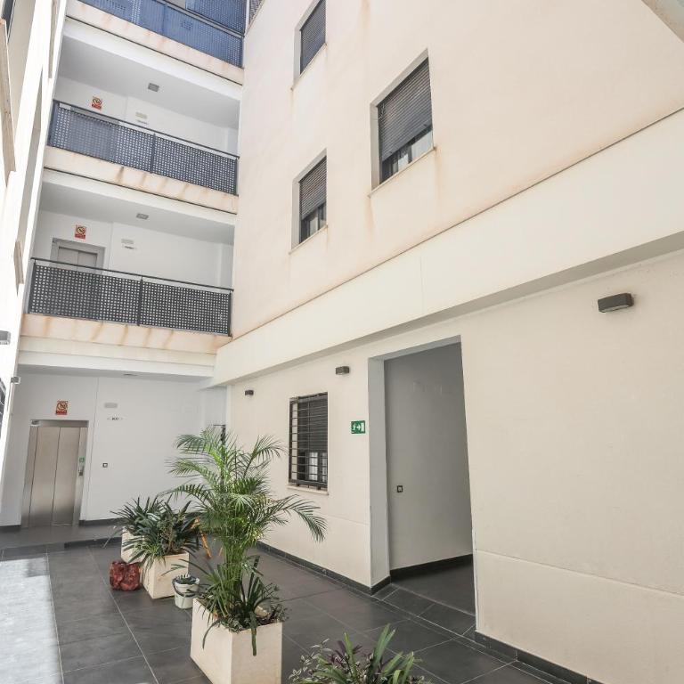 Lovely Studio in the Heart of Malaga FREE SWIMMING POOL - One-Bedroom Apartment - 14
