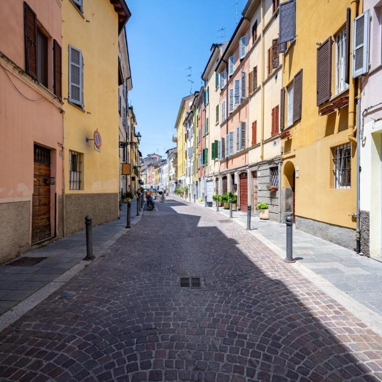 GuestHost - Bright and Central Apartment in Parma - Appartamento con 1 Camera da Letto - 5