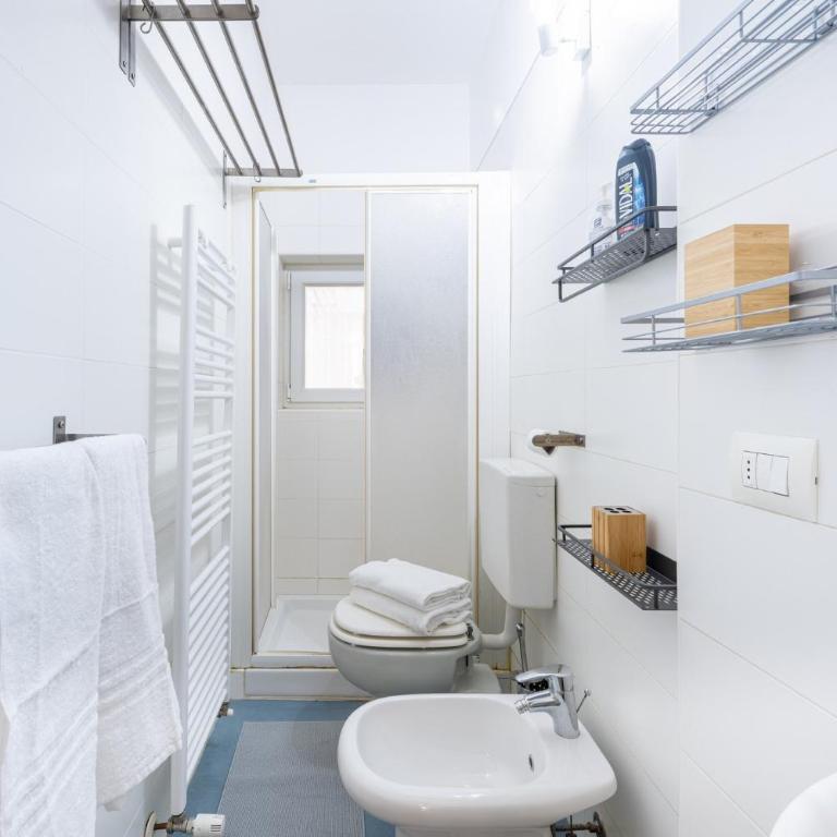 GuestHost - Bright and Central Apartment in Parma - Appartamento con 1 Camera da Letto - 14