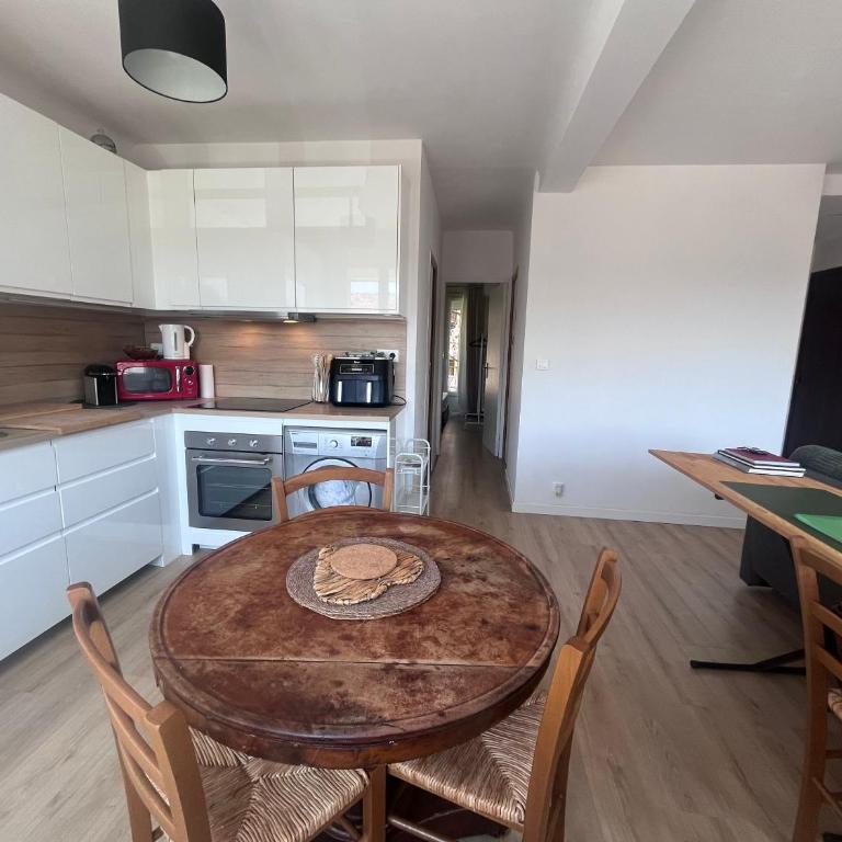 Aix centre - Appartement Cosy avec Terrasse et Clim - Appartamento con 1 Camera da Letto - 12