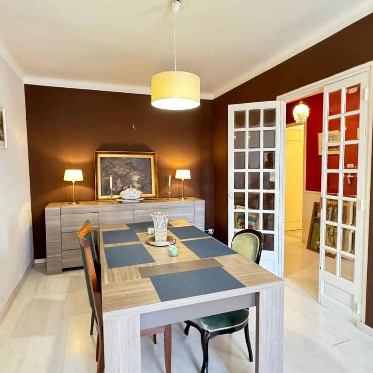 Charmant T3 en centre ville Beziers avec parking - Appartement - 7