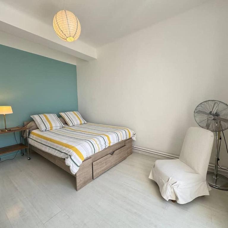 Charmant T3 en centre ville Beziers avec parking - Appartement - 18