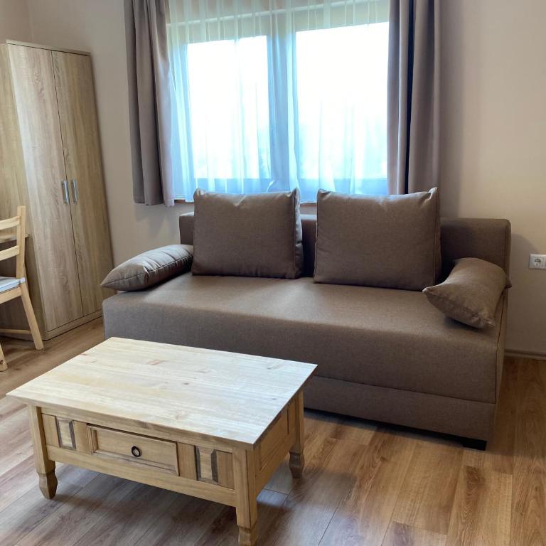 Nockalm Cottage - Apartment mit 1 Schlafzimmer, Balkon und Bergblick - 5