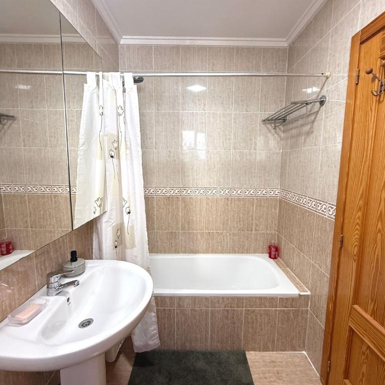 Средиземноморская мечта - Two-Bedroom House - 4