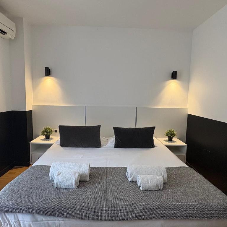 Hôtel Gallia Cannes - Chambre Supérieure avec Terrasse et Vue sur Jardin - Rez-de-chaussée - 3