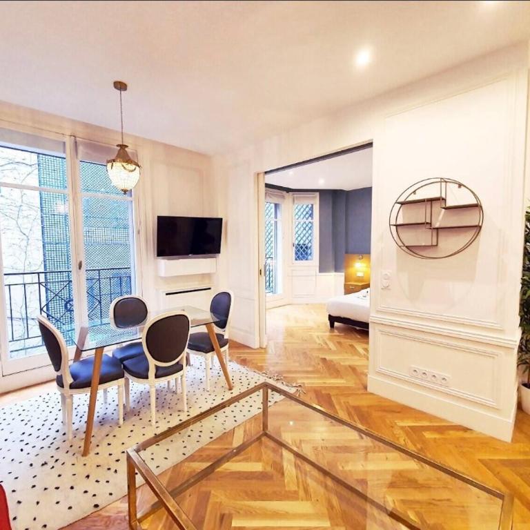Champs Élysée - One-Bedroom Apartment - 3