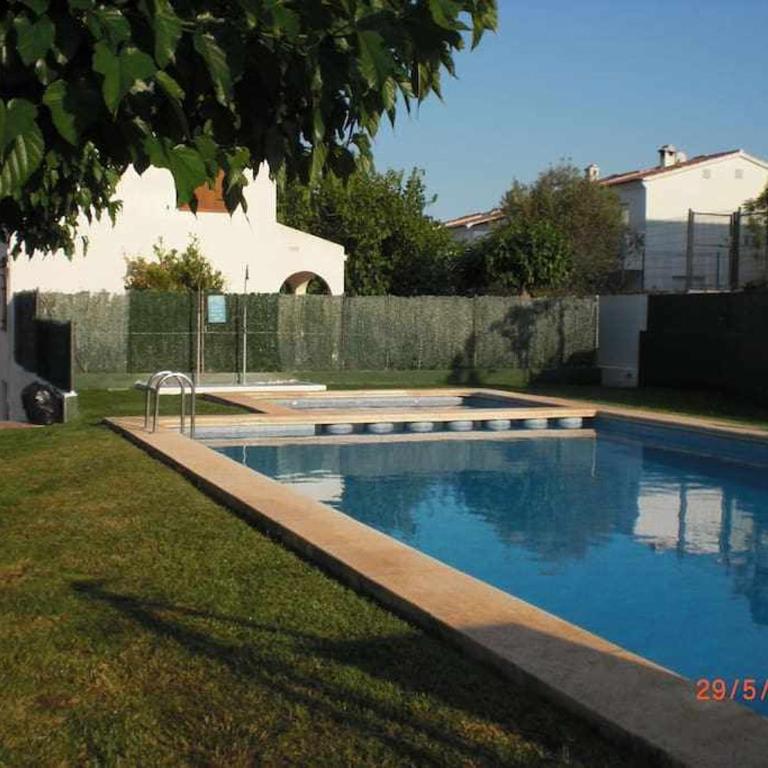 ADOSADO A 50M DE LA PLAYA EL CARGADOR - Casa - 1