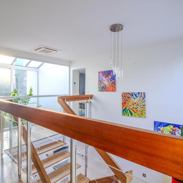 CABOTS Villa Moderne Tout Confort Grand Jardin & Piscine - Villa - 30