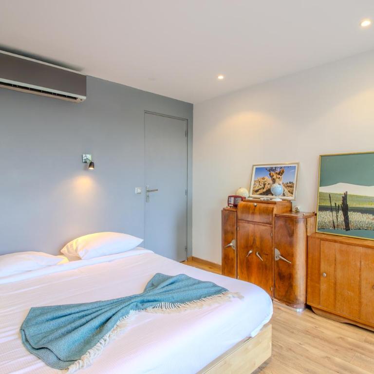 CABOTS Villa Moderne Tout Confort Grand Jardin & Piscine - Villa - 38