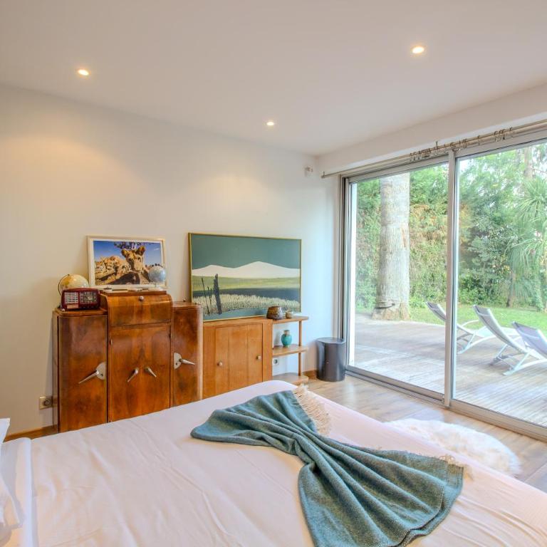 CABOTS Villa Moderne Tout Confort Grand Jardin & Piscine - Villa - 37