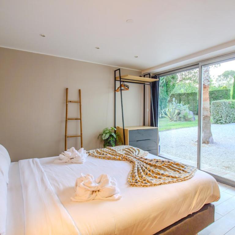 CABOTS Villa Moderne Tout Confort Grand Jardin & Piscine - Villa - 39