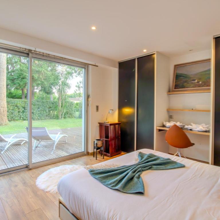 CABOTS Villa Moderne Tout Confort Grand Jardin & Piscine - Villa - 49