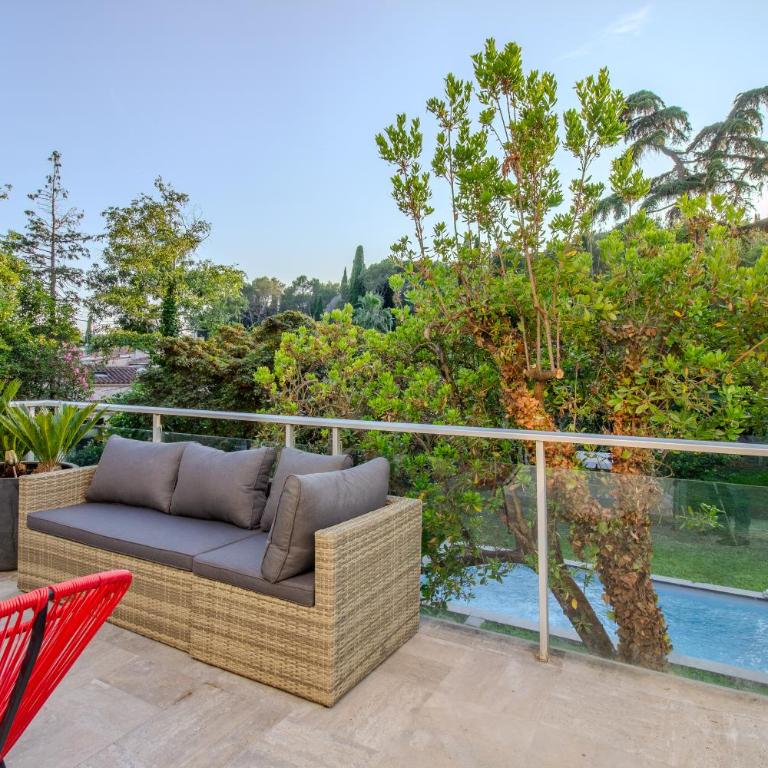 CABOTS Villa Moderne Tout Confort Grand Jardin & Piscine - Villa - 15