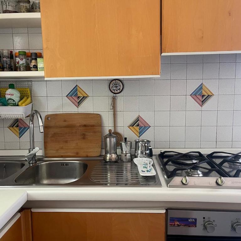 Spazioso Appartamento a 5 minuti dal Mare - Two-Bedroom Apartment with Balcony - 10