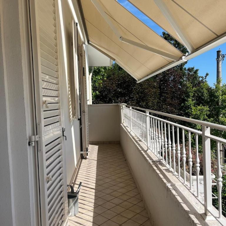 Spazioso Appartamento a 5 minuti dal Mare - Two-Bedroom Apartment with Balcony - 7