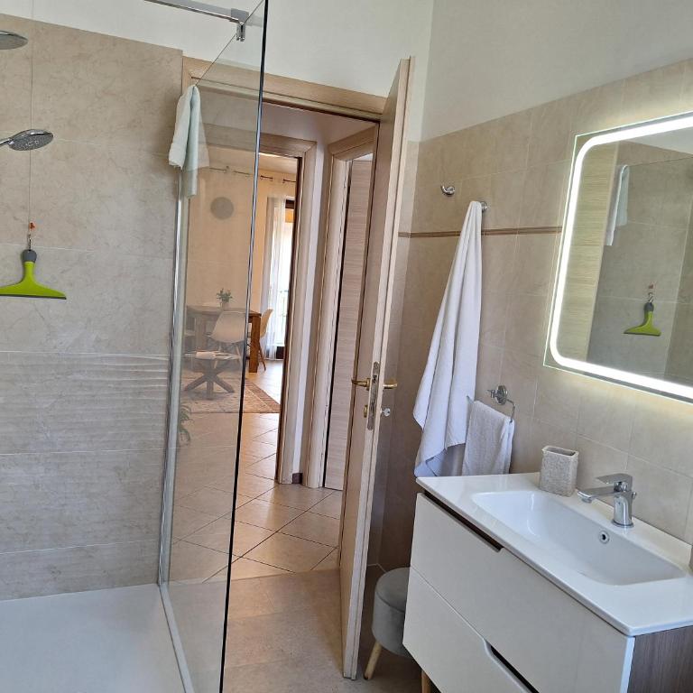 Corte Cavour - Appartamento con 2 Camere da Letto - 13