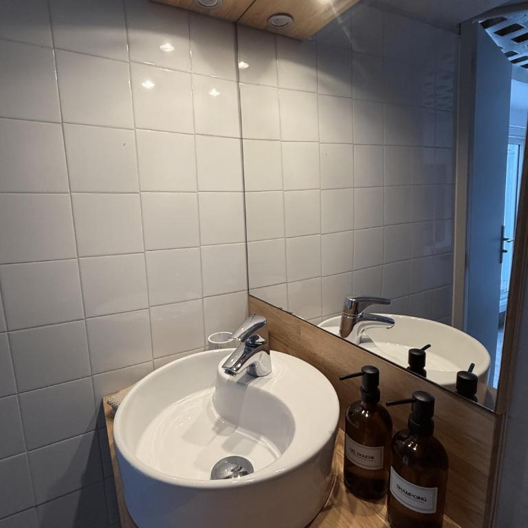 Sabl'Appart Gare - One-Bedroom Apartment - 5