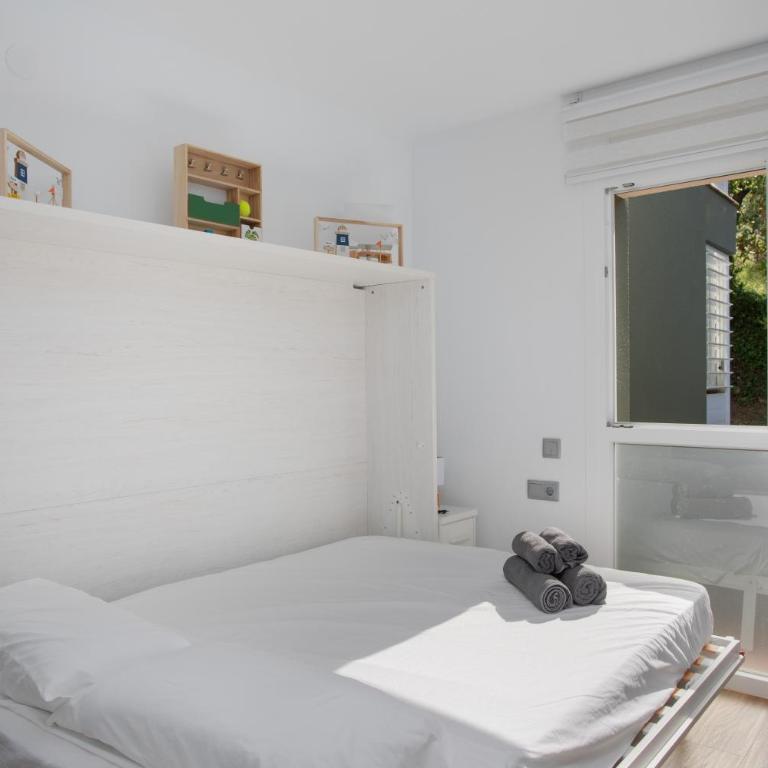 Apartament gran amb vistes al mar, piscina i pàrquing - Apartamento de 3 dormitorios - 7
