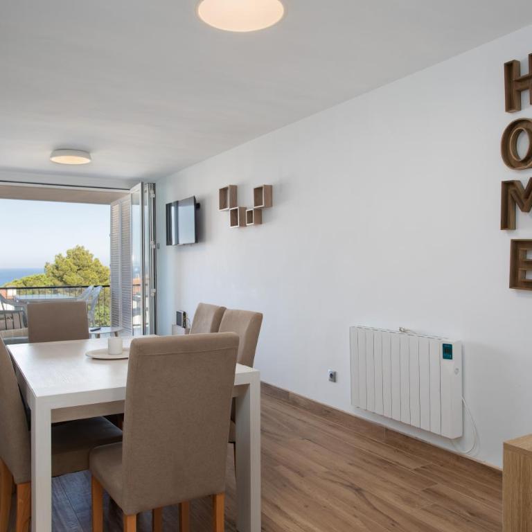 Apartament gran amb vistes al mar, piscina i pàrquing - Apartamento de 3 dormitorios - 10