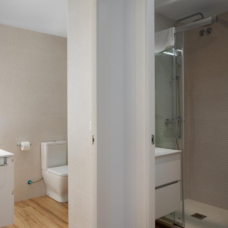 Apartament gran amb vistes al mar, piscina i pàrquing - Apartamento de 3 dormitorios - 14