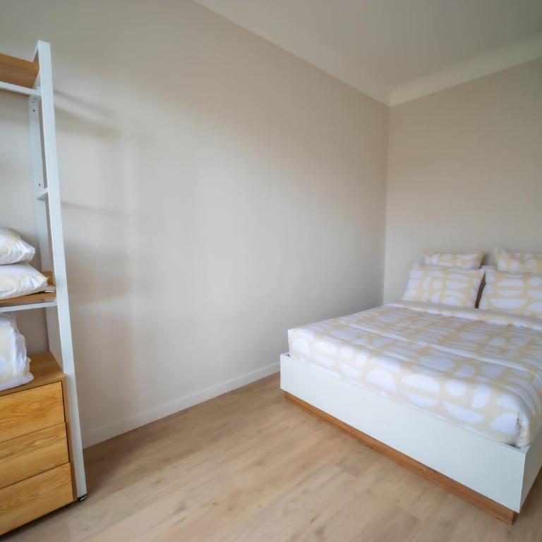 #101-Heart of Vieil Antibes - Place Nationale-High-End Newly Renovated & Furnished Appartment - Appartement 2 Chambres - 10