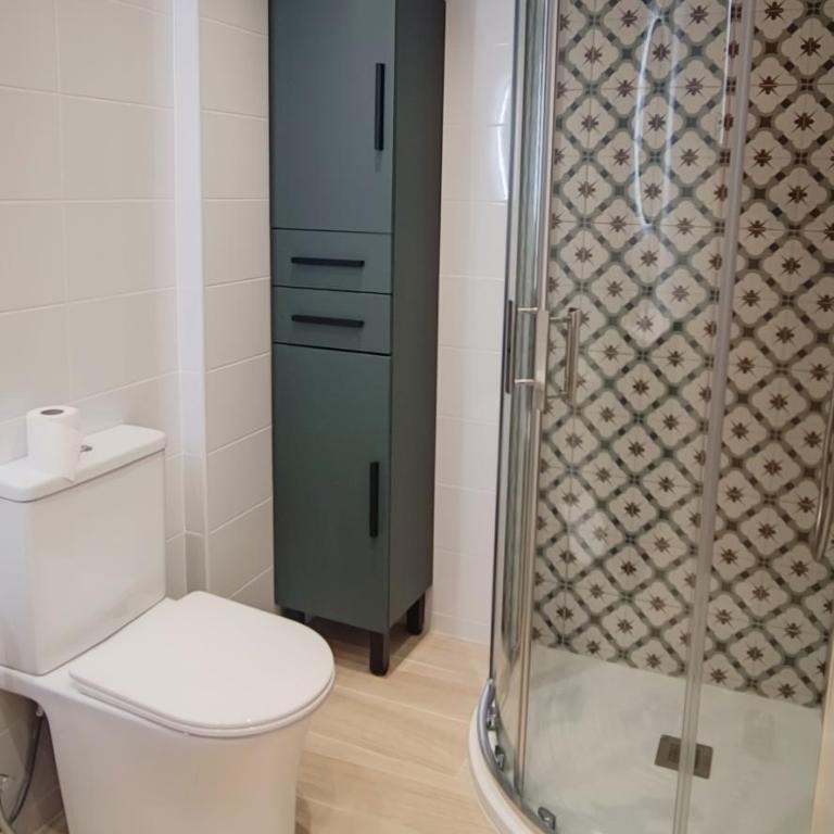 Sunny Penthouse with Large Terrace - Walk to Beach PMT25 - Apartamento de 2 dormitorios - 9