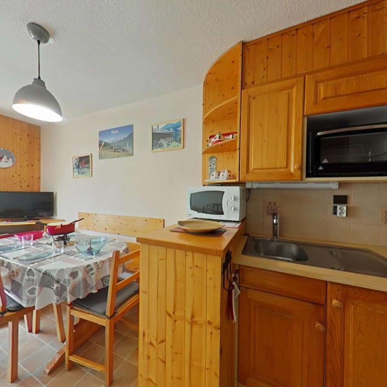 Studio cabine 4 pers avec terrasse et garage, proche navettes ski - Le Grand-Bornand - FR-1-241-242 - Apartamento - 7